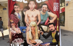 Pires affiches avignon 2022