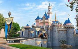Which Disneyland ride is the best