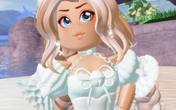 Royale High Sets