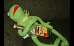 Sn000by's Terrible Islander Toot or Boot!