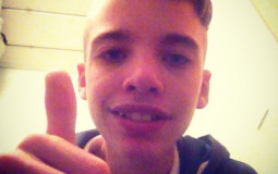 Sideboob Psychopaths