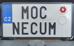 Státní poznávací značky