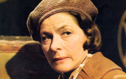 70s supporting actress