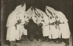 daca ii batem suntem tari