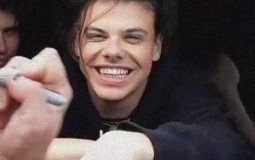 Rate Yungblud songs!!!🖤🖤
