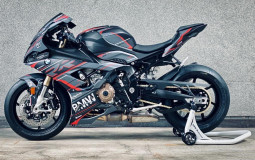 Motorcycle 1000cc