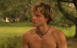 boys that are extremely hot