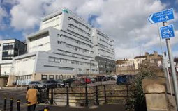 Huddersfield colleges