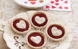 Monster High or Ever After High