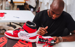 Off-White x Nike Shoes